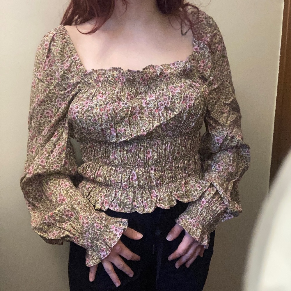 H&M Ruched Floral Square-Neck Shirt (Size M)